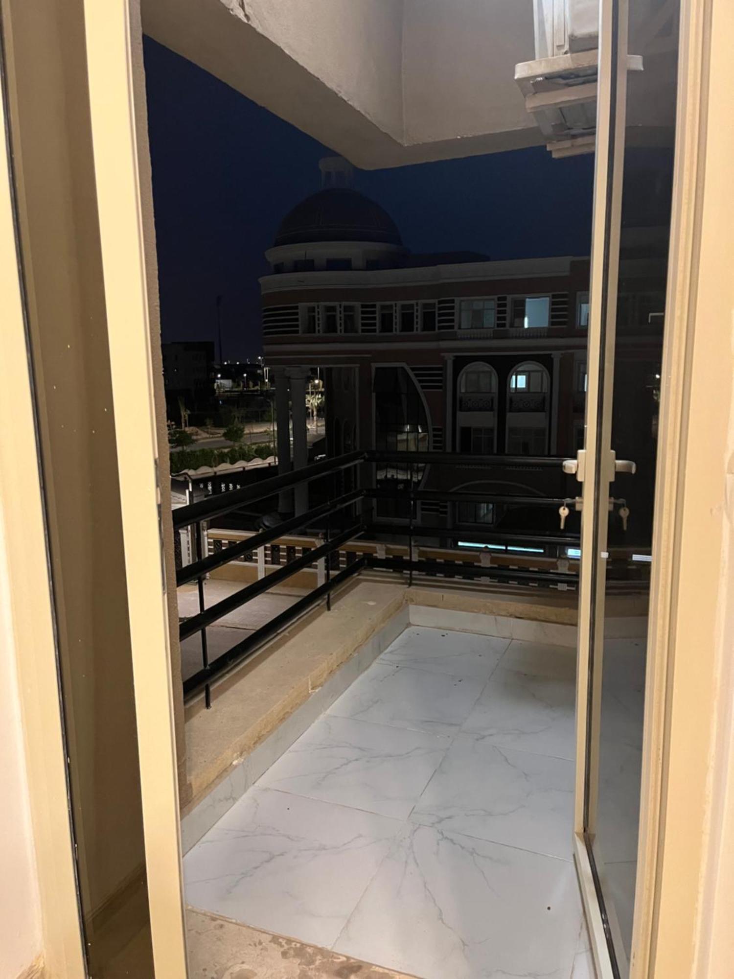 New Capital Front Of Sports Apartment